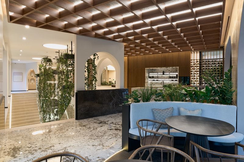 Marbella acoge el nuevo showroom de Porcelanosa ejecutado por INCOGA